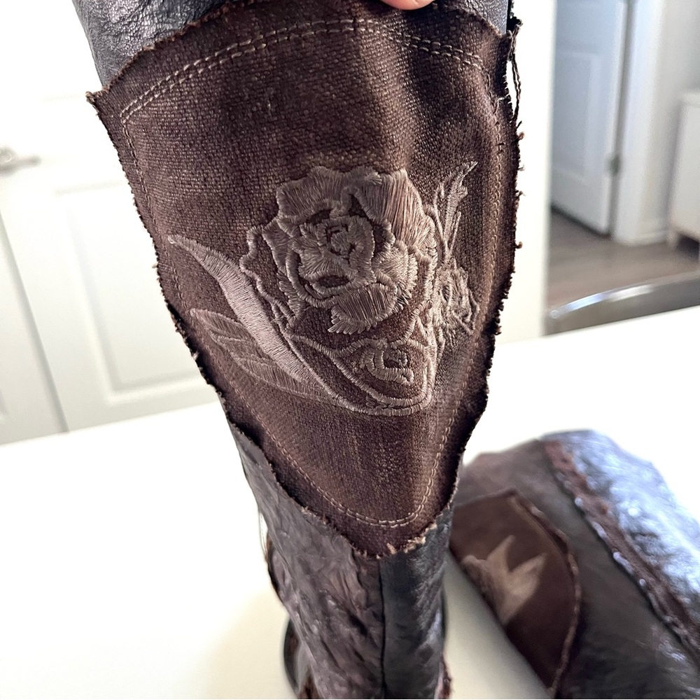 Siren by Mark Nason Villa Boot
Dark Brown Rare Vintage - Picture 6 of 16